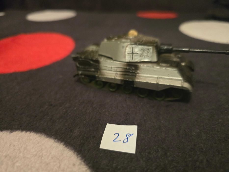 Matchbox Battle Kings K-104 King Tiger