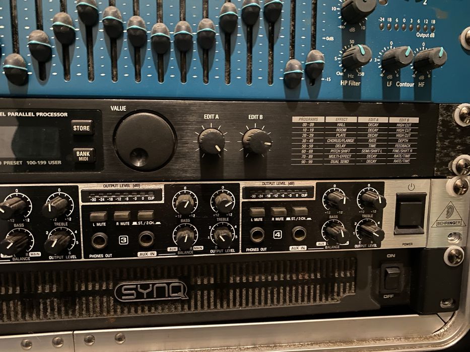 Processador de voz Alesis