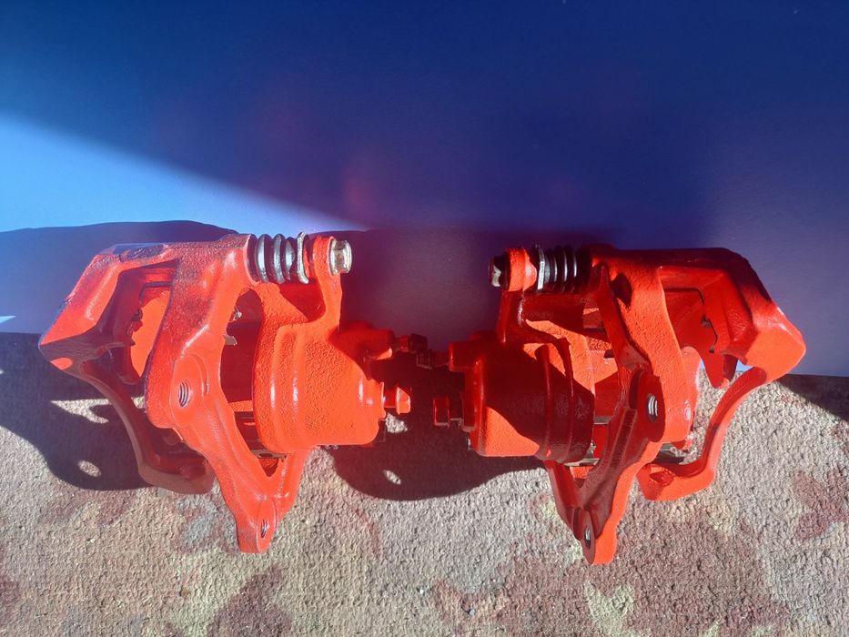 Toyota matrix, vibe, corolla, 2003-2008 суппорта + скобы