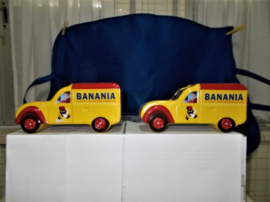 Citroen AK 400 .Réplicas