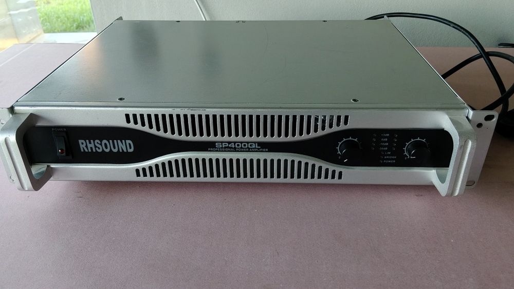 Wzmacniacz estradowy RH Sound SP-400QL | Końcówka mocy 2x200W Stan BDB