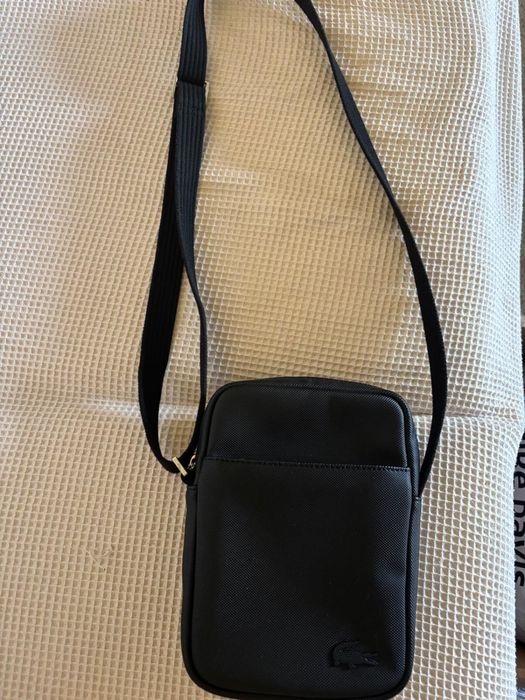 Bolsa lacoste tiracolo