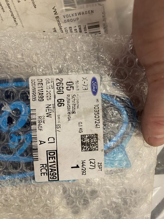 Значки Емблеми Mercedes VW Ford Opel Оригінал Нові