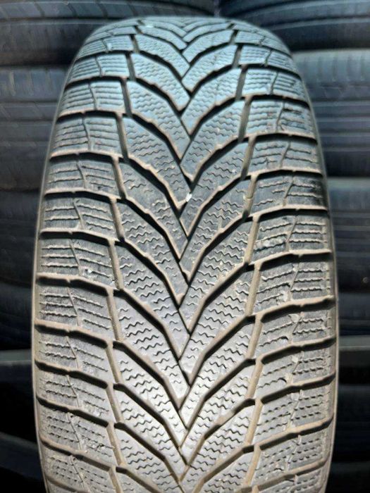 225/60 R17 Nexen пара зима