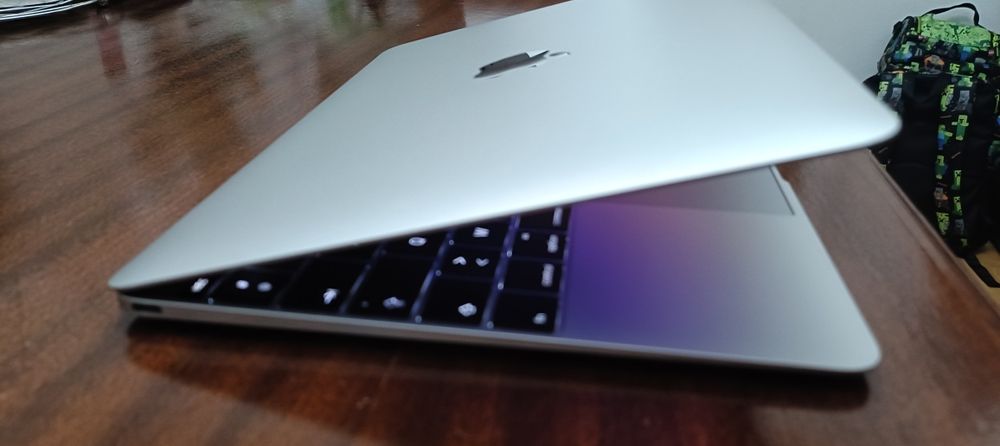 MacBook Retina 12 2015 8GB SSD 256GB Monterey Impecável