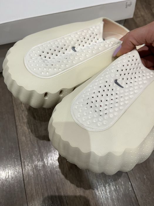 Klapki Nike Mind 42