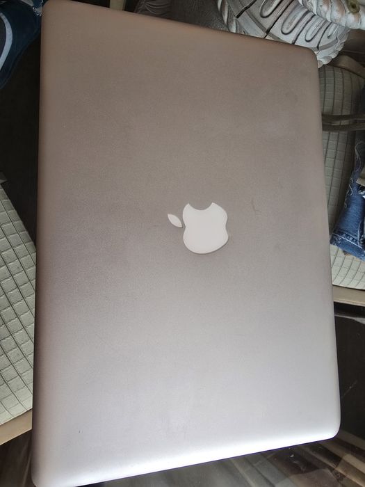 Macbook Pro 13' i5