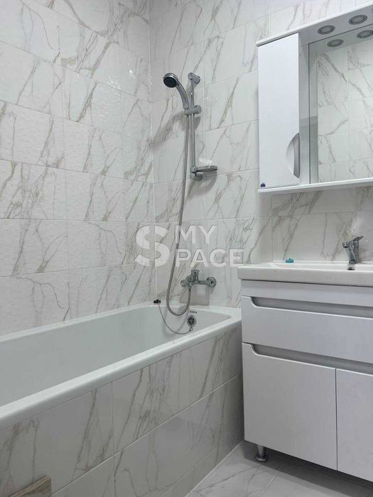 ТОП ЦІНА! Змієнка. Варшавський 3 З РЕМОНТОМ.Ретровіль.Оболонь.