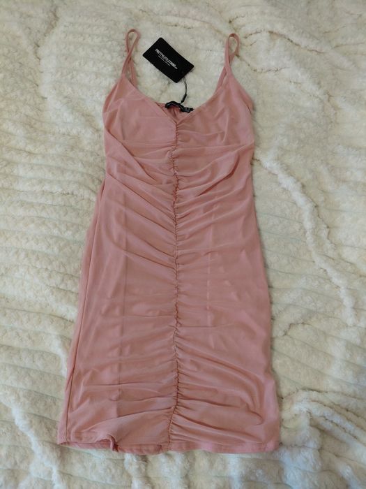 Сукня рожева нова