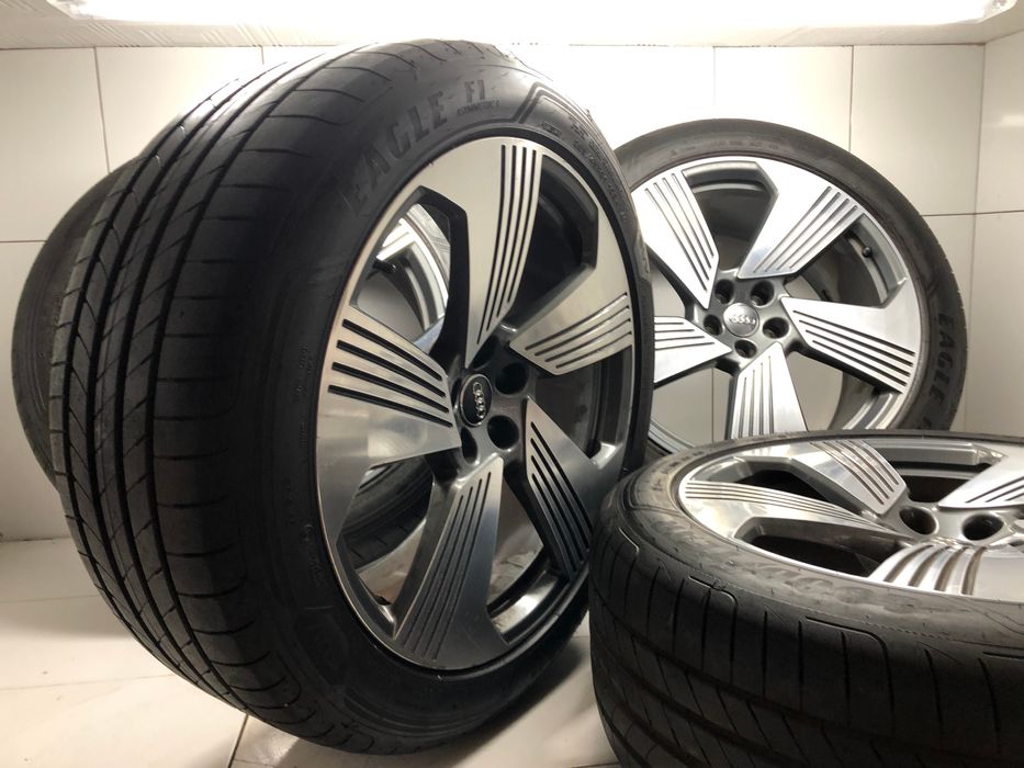 kola felgi 21 audi e tron q7 q8 s line stan bdb