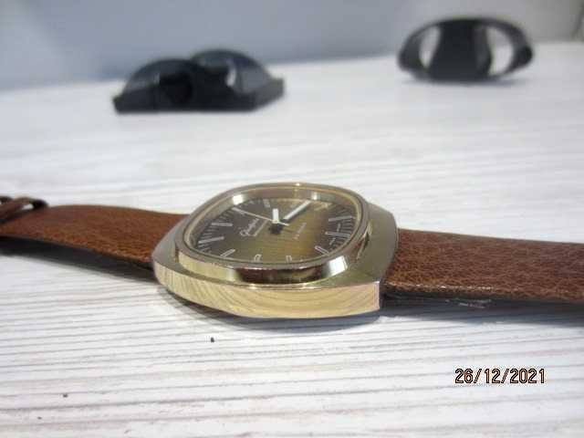 GUB glashutte spezichron 22 rubis