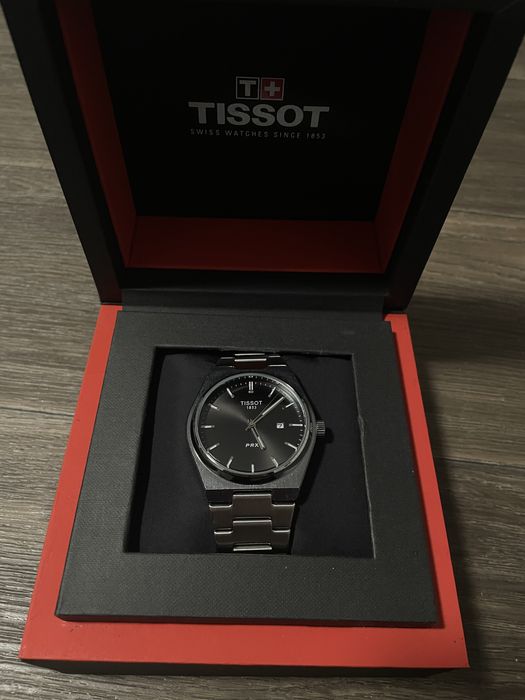 Продам часы tissot prx