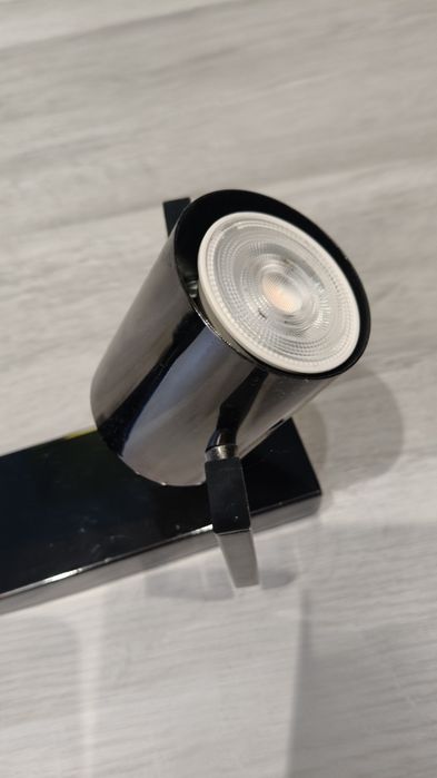 Lampa czarna , żyrandol młodzieżowy