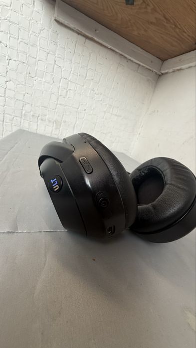 SONY ULT WEAR терміново треба гроші