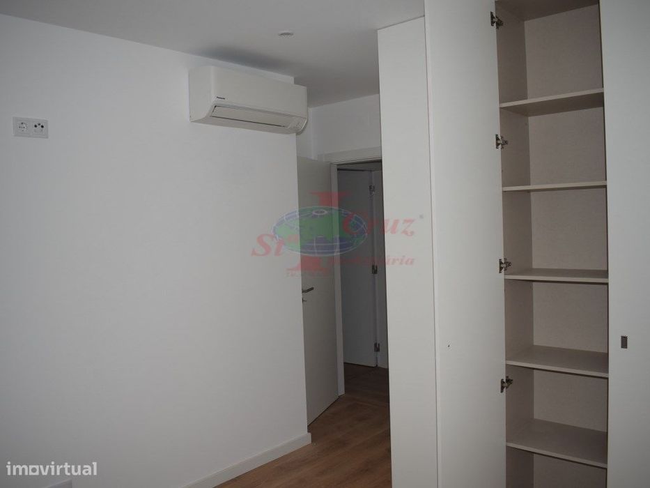 Apartamento T2 - Novo - Bairro de S. Miguel