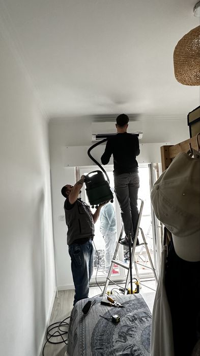 AR CONDICIONADO, MONTAGEM E MANUTECAO INSTALACAO CARGA DE GAS