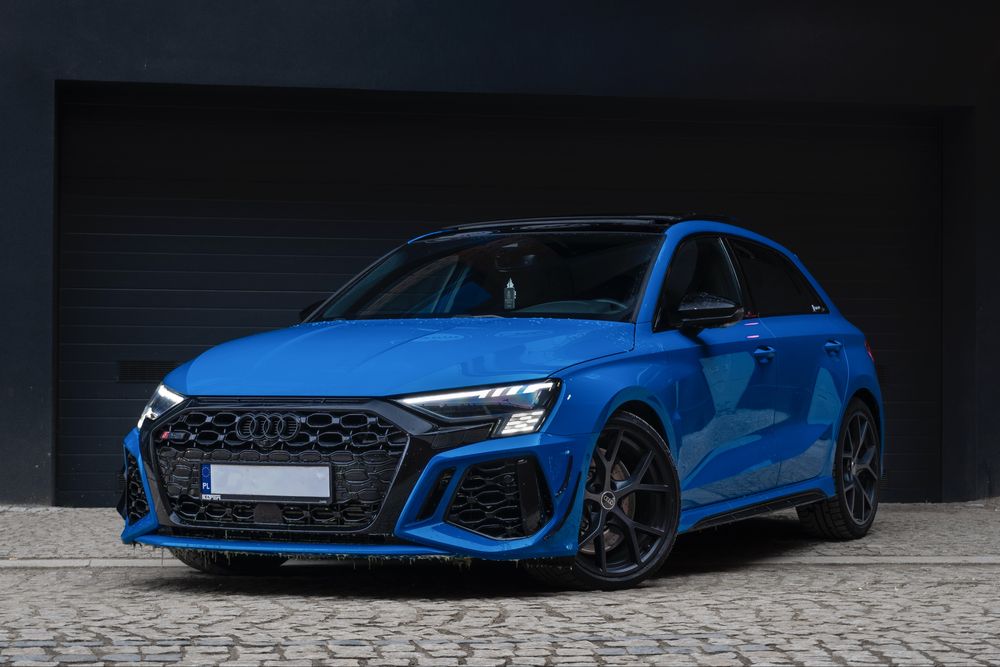 Wynajem AUDI RS3 3.8sek 0-100 Wypożyczalnia aut sportowych i premium