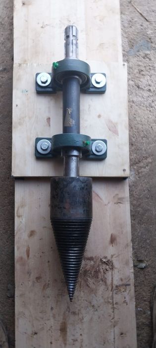 Fuso rachador de lenha e cardan novo.