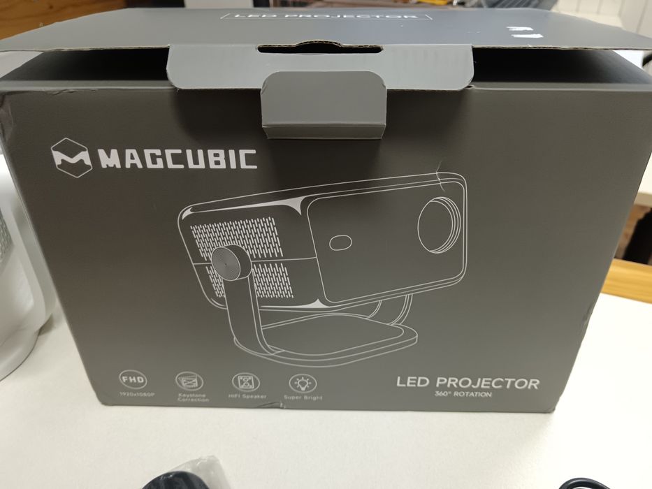 Projector led Magicubic