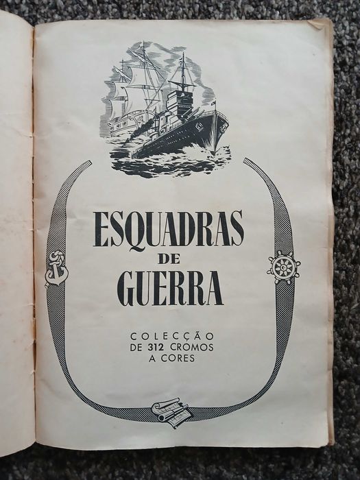 Caderneta de cromos "Esquadras de Guerra"
