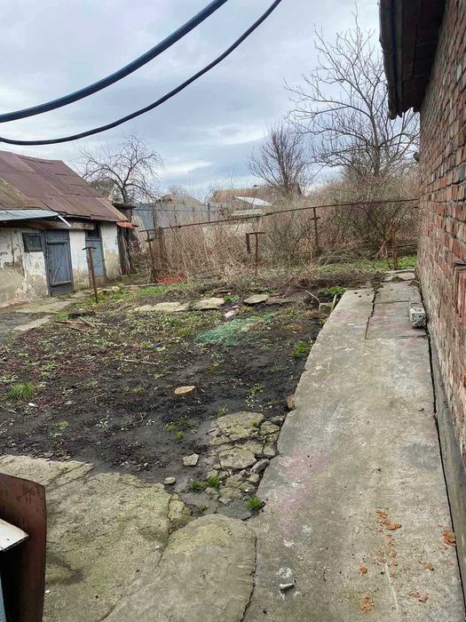 Продаж дешевого будинку з 10-ма сотками землі VS ID:29090