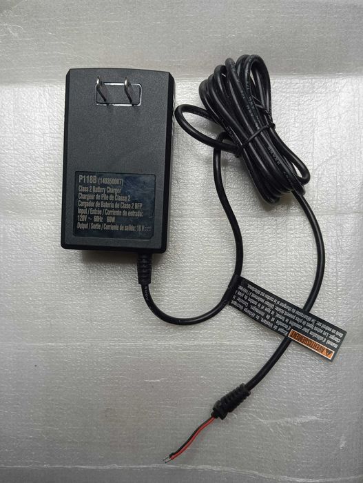 Блок питания 18V Battery Charger P118B
