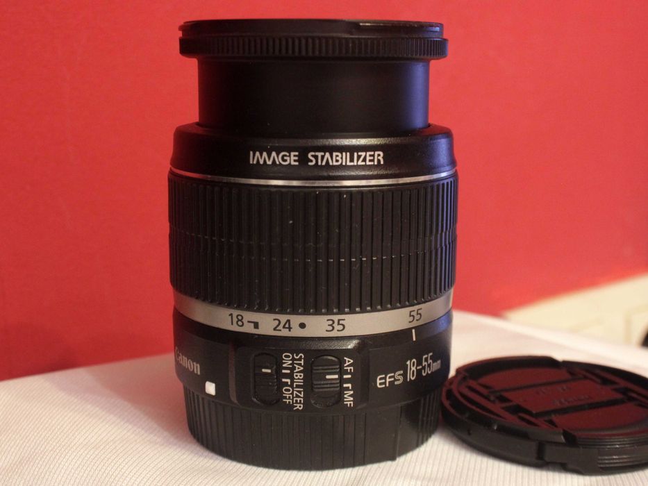 Продам об'єктив Canon Ef-s 18-55 Is