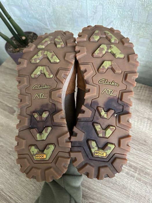 Фирменные осенния демисизонные ботинки кларкс Clarks