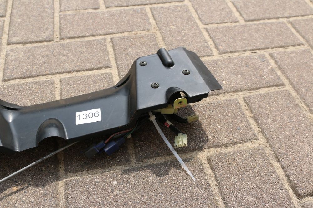 1306 Zamek kufra bocznego prawego Honda Goldwing GL 1800