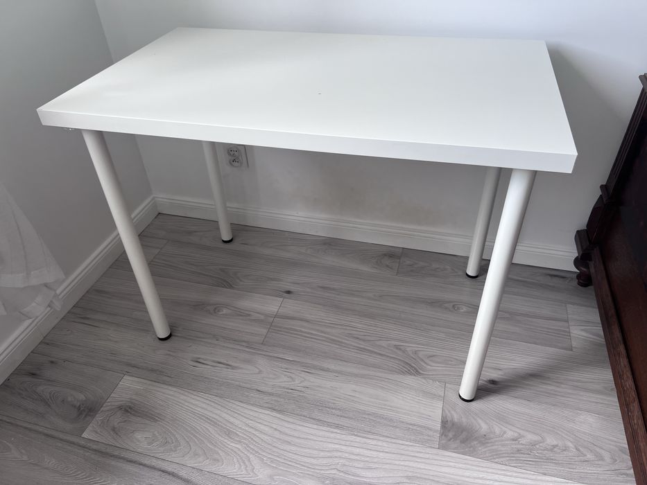 Stolik kawowy IKEA Linmnon/ melltrop/ Vihals  plus krzesla