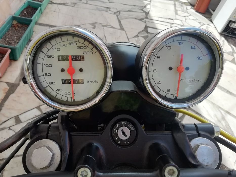 Suzuki bandit 400