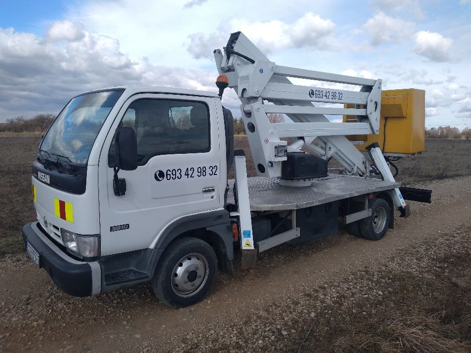 Podnośnik koszowy - Zwyżka 20 m.