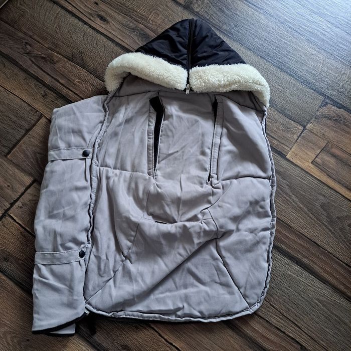 Śpiworek do fotelika samochodowego