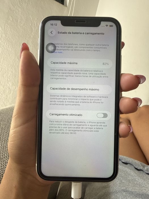 Iphone 11 leia a descrição