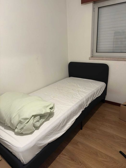Cama de Solteiro com colchão