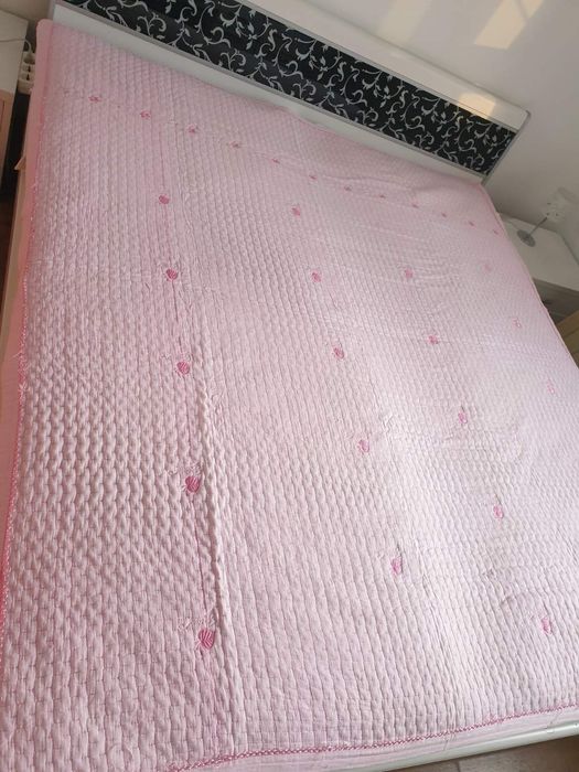 Покривала на ліжко
