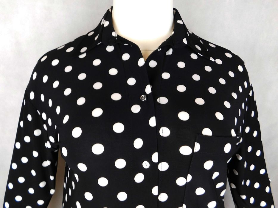 Komplet w grochy z koszulo-tuniką  Plus Size 2XL - 50/52