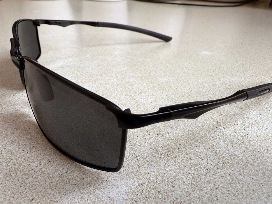 Okulary przeciwsłoneczne    Nowe