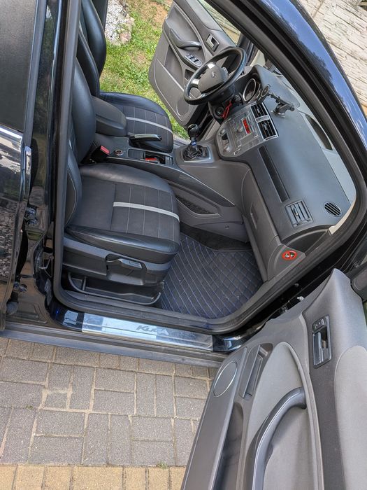Ford Kuga Titanium 2,5 turbo 4x4  benzyna