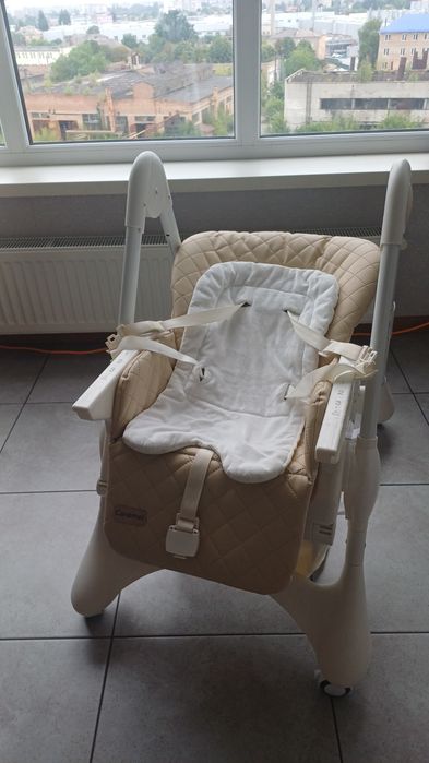 Стілець для годування  "CARRELLO Caramel"