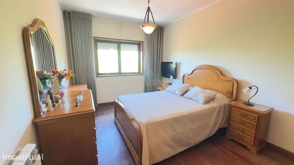 Apartamento T3 em Oiã