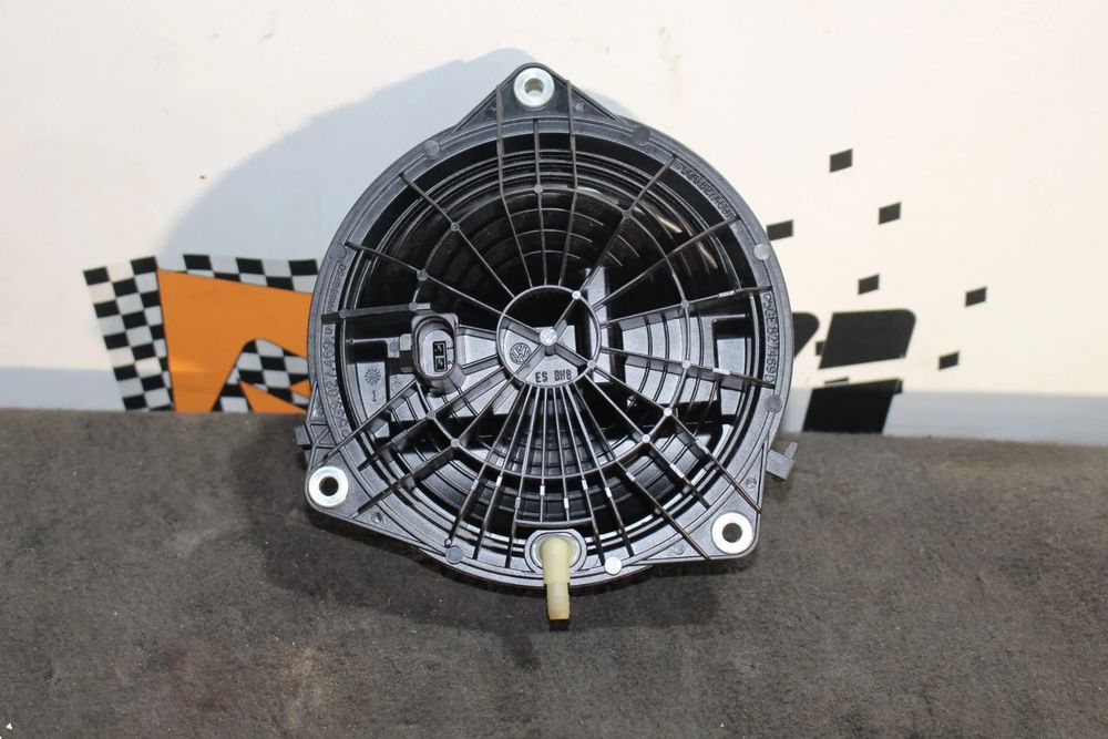Puxador porta da mala VOLKSWAGEN Golf VII (5G1, BQ1, BE1, BE2)