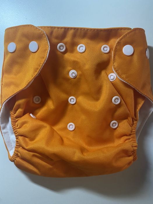 Fralda reutilizavel ajustavel com caezinhos Little Bloom