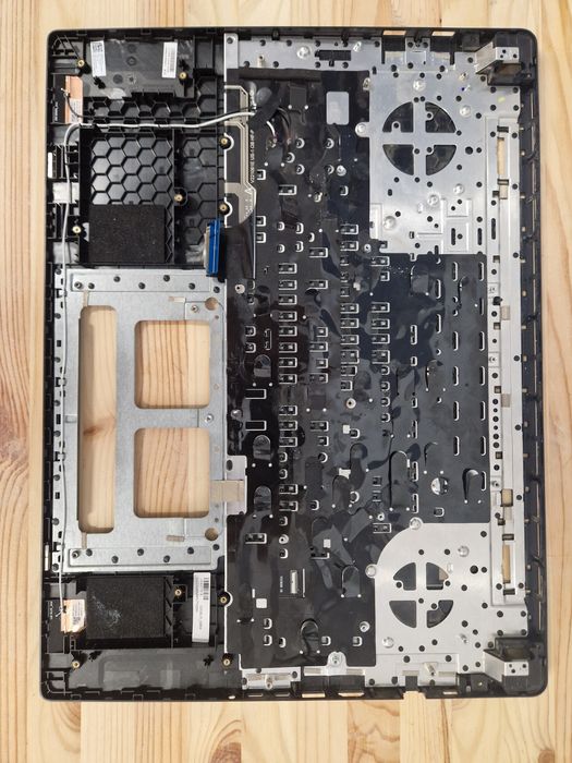 Топкейс(верхня частина)з кнопками ASUS ROG Strix SCAR 18 G835LX(читайте опис)