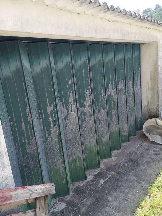 Portão tipo fole em bom estado