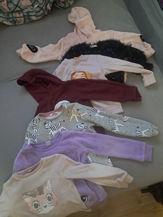 Ubrania dla dziewczynki