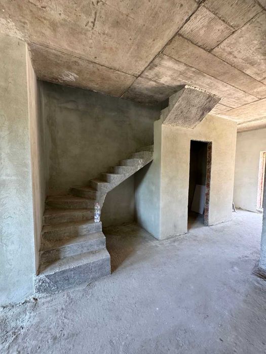 ПРОДАЖ котеджу з документами в с.Зубра (Львів)