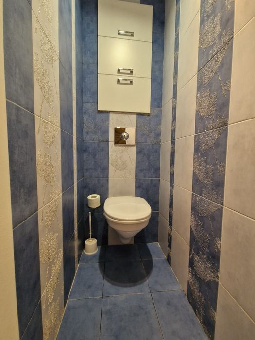 Подобово 2к, м Індустріальна, ХТЗ, вул Миру (поруч з 18 поліклінікою)