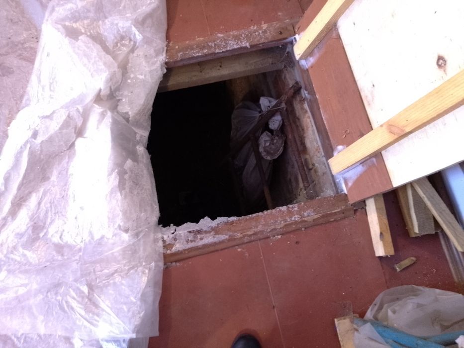 Продам гораж в отличном месте кооп 26