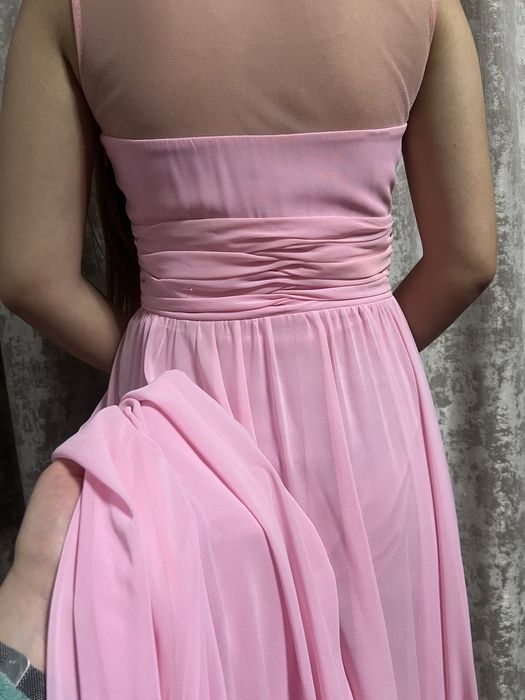 Випускна сукня рожева